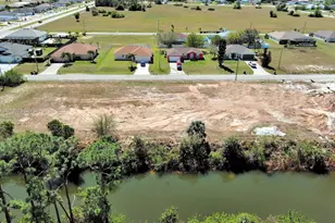 1611 NW 2nd St, Cape Coral, FL 33993 - Photo 29