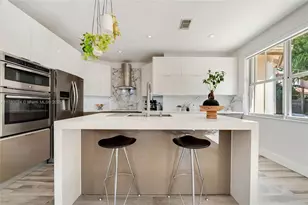 8527 NW 111th Ct, Doral, FL 33178 - Photo 13