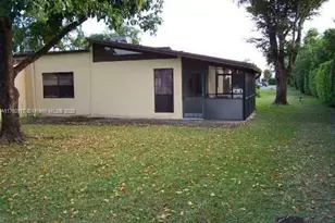 118 Gate Rd, Hollywood, FL 33024 - Photo 9