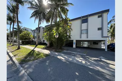 3582 NE 171st Street #301, North Miami Beach, FL 33160 - Photo 1