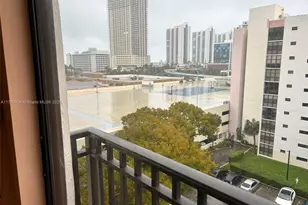 17021 N Bay Rd, Sunny Isles Beach, FL 33160 - Photo 9