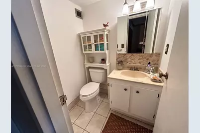 17021 N Bay Rd #828, Sunny Isles Beach, FL 33160 - Photo 17