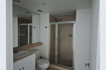 325 S Biscayne Blvd #415, Miami, FL 33131 - Photo 7
