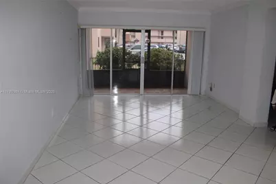 8897 Fontainebleau Blvd #112, Miami, FL 33172 - Photo 3