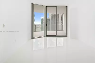 851 NE 1st Ave #4203, Miami, FL 33132 - Photo 17