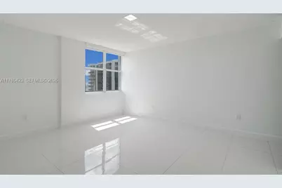 6450 Collins Ave #1204, Miami Beach, FL 33141 - Photo 19