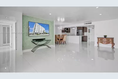 6450 Collins Ave #1204, Miami Beach, FL 33141 - Photo 13