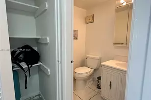 17800 Atlantic Blvd, Sunny Isles Beach, FL 33160 - Photo 11