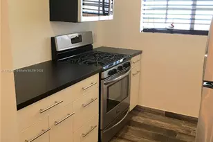 645 Michigan Ave, Miami Beach, FL 33139 - Photo 7