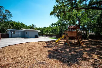 3981 SW 58th St, Dania Beach, FL 33312 - Photo 3