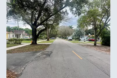 329 Minola Dr, Miami Springs, FL 33166 - Photo 3