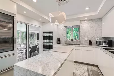 262 Bombay Ave, Lauderdale by the Sea, FL 33308 - Photo 13