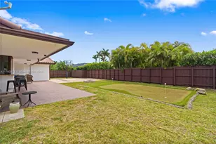 2010 NE 208th St, Miami, FL 33179 - Photo 49