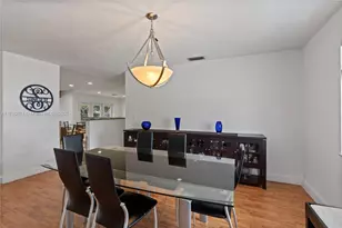 2010 NE 208th St, Miami, FL 33179 - Photo 29