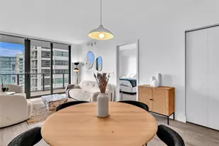 121 NE 34th St, Miami, FL 33137 - Photo 25