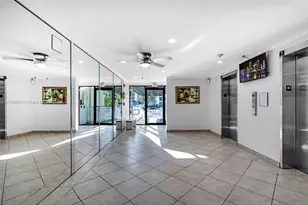 17560 Atlantic Blvd, Sunny Isles Beach, FL 33160 - Photo 37