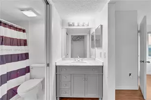 7711 Trent Dr, Tamarac, FL 33321 - Photo 9