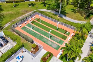 7711 Trent Dr, Tamarac, FL 33321 - Photo 19