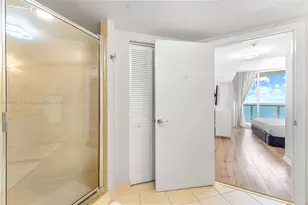 16699 Collins Ave, Sunny Isles Beach, FL 33160 - Photo 13