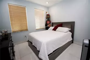 1142 NW 135th Ct, Miami, FL 33182 - Photo 27