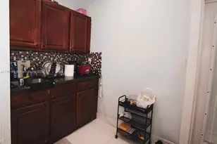1142 NW 135th Ct, Miami, FL 33182 - Photo 21