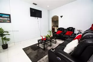 1142 NW 135th Ct, Miami, FL 33182 - Photo 11