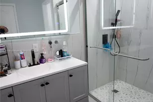1142 NW 135th Ct, Miami, FL 33182 - Photo 45