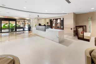 2555 Collins Ave, Miami Beach, FL 33140 - Photo 33