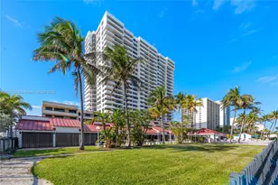 2555 Collins Ave, Miami Beach, FL 33140 - Photo 43