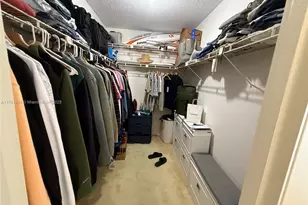 8120 SW 24th St, North Lauderdale, FL 33068 - Photo 13