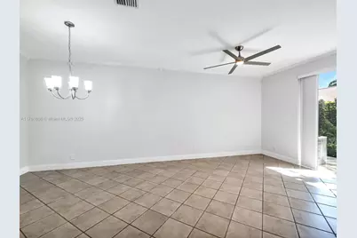 2094 Hacienda Ter #2094, Weston, FL 33327 - Photo 13