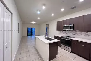 8265 NW 41st St, Doral, FL 33166 - Photo 3