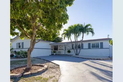 19600 Gulfstream Rd, Cutler Bay, FL 33157 - Photo 5