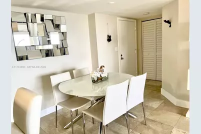 770 Claughton Island Dr #904, Miami, FL 33131 - Photo 5