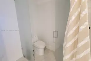 17550 Collins, Sunny Isles Beach, FL 33160 - Photo 27