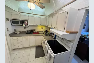 16900 NE 14th Ave #214, Miami, FL 33162 - Photo 5