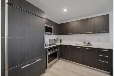 45 SW 9th St #1107, Miami, FL 33130 - Photo 11