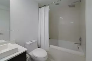 45 SW 9th St, Miami, FL 33130 - Photo 17