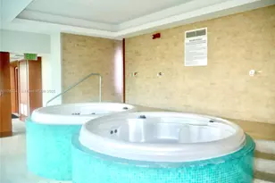 31 SE 5th St, Miami, FL 33131 - Photo 61