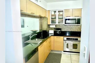 31 SE 5th St #2611, Miami, FL 33131 - Photo 13