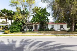 485 NE 96th St, Miami Shores, FL 33138 - Photo 1