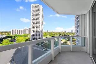21150 Point Pl, Aventura, FL 33180 - Photo 9
