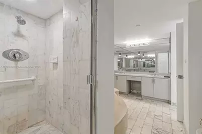 4000 Towerside Ter #302, Miami, FL 33138 - Photo 41