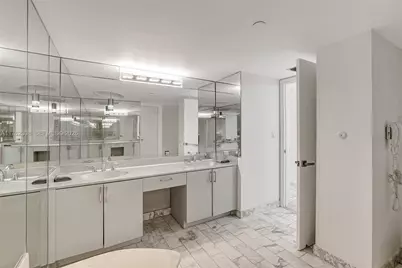 4000 Towerside Ter #302, Miami, FL 33138 - Photo 41