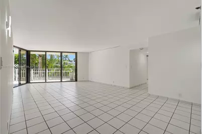4000 Towerside Ter #302, Miami, FL 33138 - Photo 13