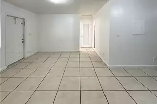 738 NE 86th St, Miami, FL 33138 - Photo 11