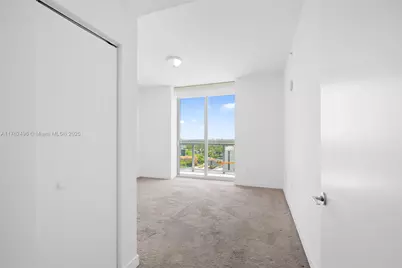 79 SW 12th St #2512-S, Miami, FL 33130 - Photo 7