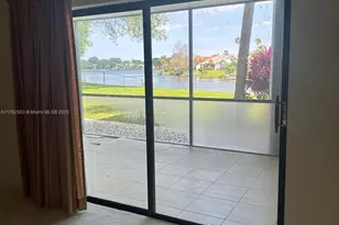 12524 Shoreline Dr, Wellington, FL 33414 - Photo 17