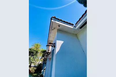 1135 SW 62nd Ave, West Miami, FL 33144 - Photo 11