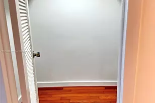 345 Ocean Dr, Miami Beach, FL 33139 - Photo 13